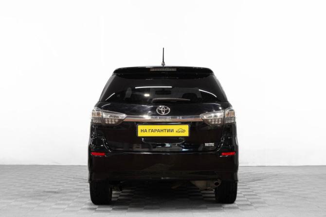 Toyota Wish II Рестайлинг с пробегом 2014 года, цена 1 299 000 рублей, 204000 км, минивэн, Автокод Объявления