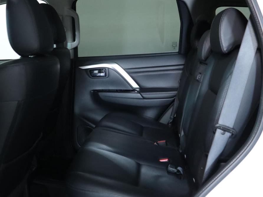 Mitsubishi Montero Sport III Рестайлинг Санкт-Петербург  - изображение 21