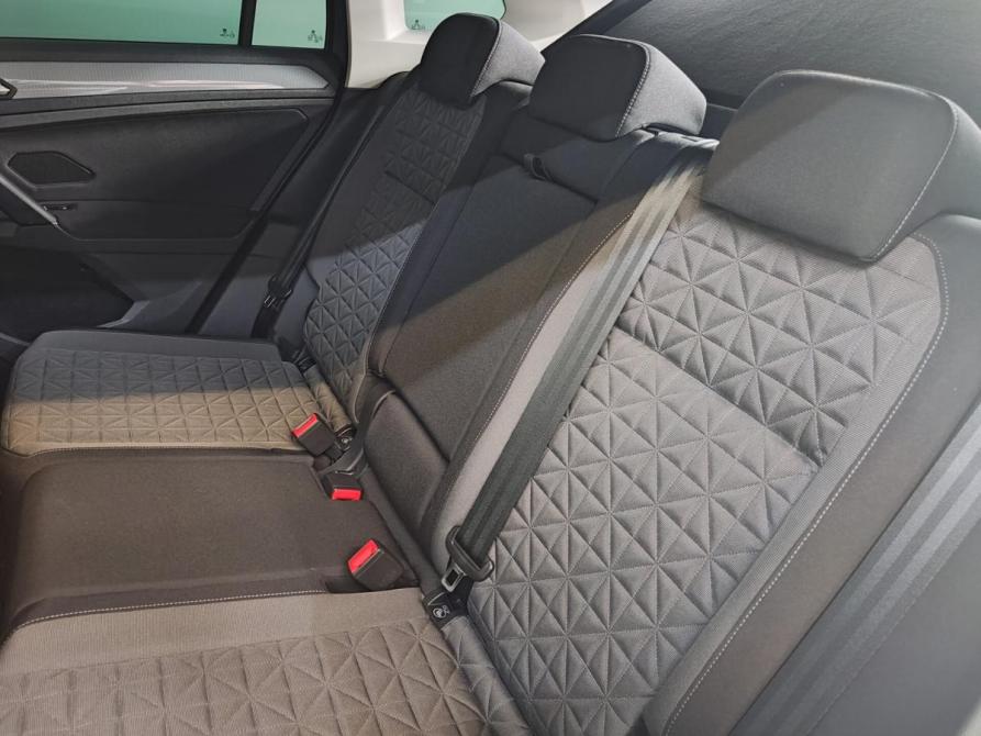 Volkswagen Tiguan II Рестайлинг Барнаул  - изображение 19