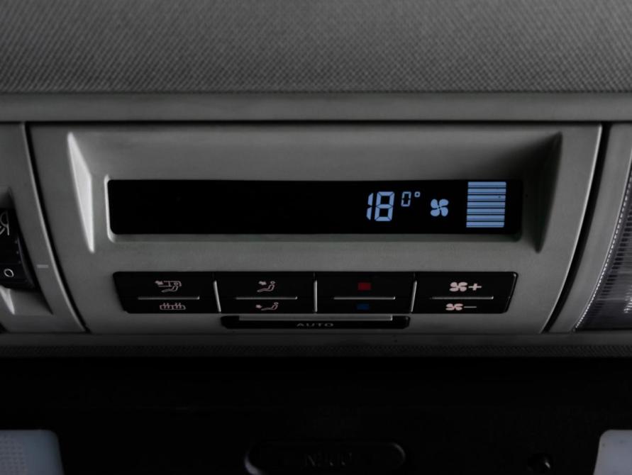 Volkswagen Multivan T5 Рестайлинг Санкт-Петербург  - изображение 26
