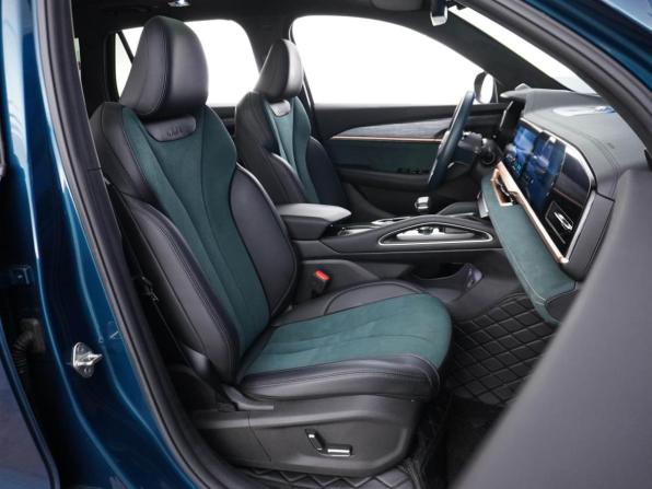 Geely Monjaro I с пробегом 2023 года, цена 3 199 977 рублей, 66518 км, внедорожник, Автокод Объявления