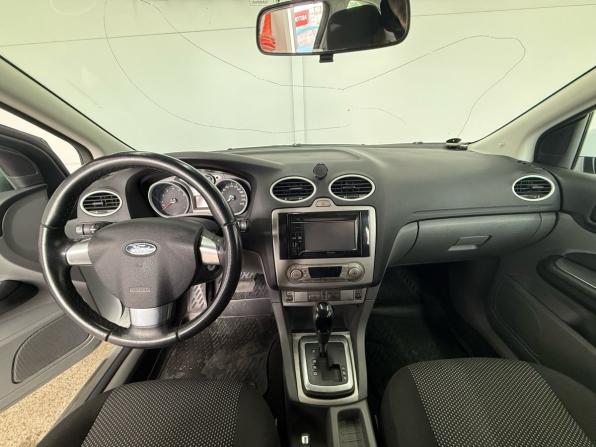 Ford Focus II Рестайлинг с пробегом 2010 года, цена 719 000 рублей, 141506 км, хэтчбек, Автокод Объявления
