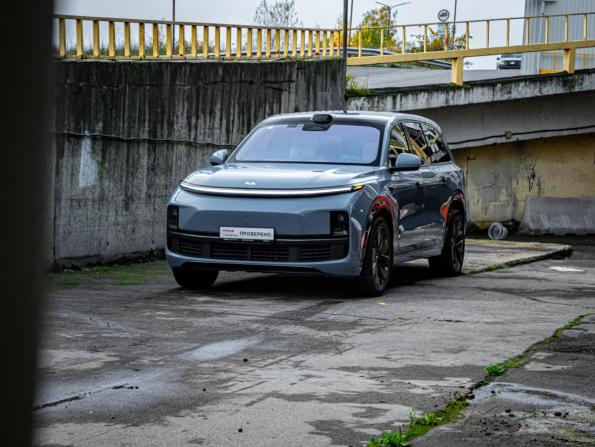 Li Auto (Lixiang) L9 I с пробегом 2023 года, цена 6 950 000 рублей, 36700 км, внедорожник, Автокод Объявления