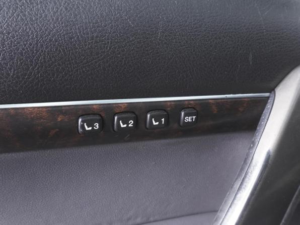 Toyota Land Cruiser 200 Series с пробегом 2007 года, цена 2 815 000 рублей, 179125 км, внедорожник, Автокод Объявления