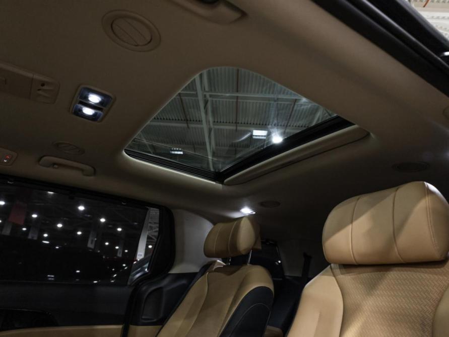 Kia Carnival IV Санкт-Петербург  - изображение 28