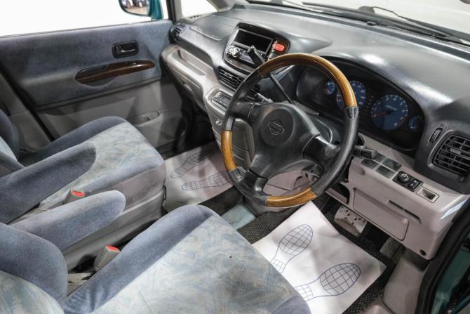 Nissan Serena II (C24) с пробегом 2000 года, цена 449 000 рублей, 620000 км, минивэн, Автокод Объявления