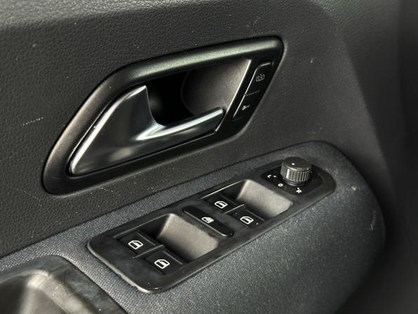 Volkswagen Amarok I с пробегом 2012 года, цена 1 690 000 рублей, 269069 км, offers.body_type.unknown, Автокод Объявления