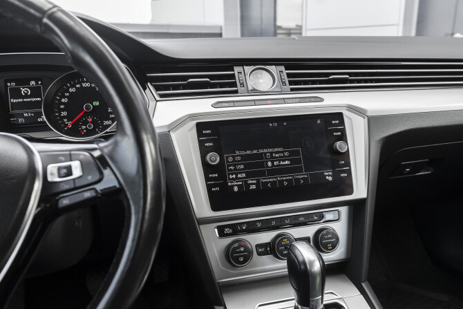 Volkswagen Passat B8 с пробегом 2017 года, цена 1 999 000 рублей, 127087 км, универсал, Автокод Объявления