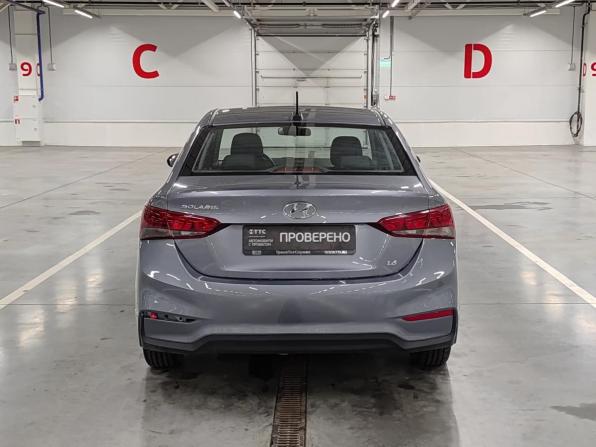 Hyundai Solaris II с пробегом 2017 года, цена 1 370 000 рублей, 95875 км, седан, Автокод Объявления