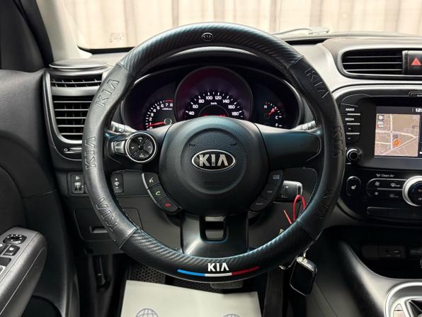 Kia Soul II Рестайлинг с пробегом 2017 года, цена 1 499 000 рублей, 143846 км, хэтчбек, Автокод Объявления