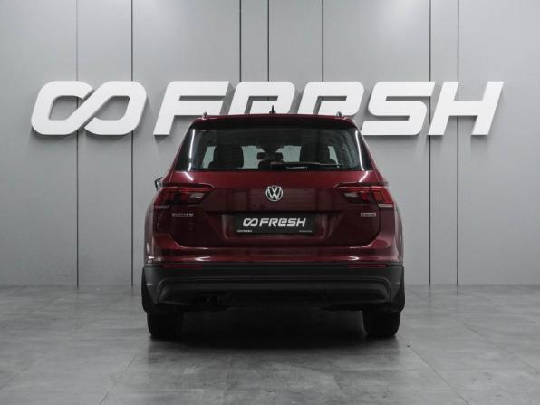 Volkswagen Tiguan II с пробегом 2020 года, цена 3 139 000 рублей, 35807 км, внедорожник, Автокод Объявления