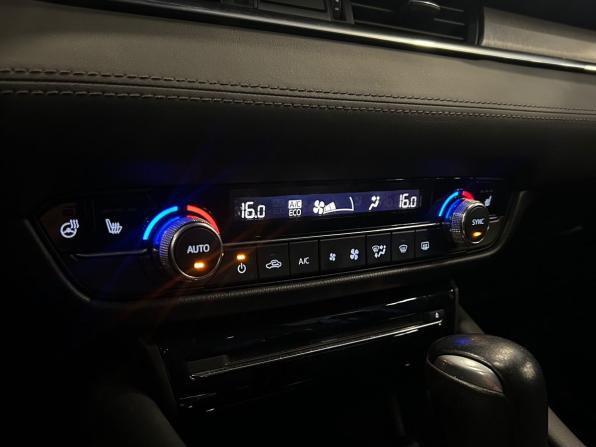 Mazda 6 III (GJ) Рестайлинг 2 с пробегом 2020 года, цена 2 599 000 рублей, 40215 км, седан, Автокод Объявления
