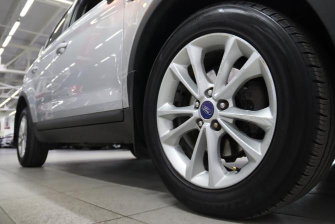 Ford Kuga I с пробегом 2012 года, цена 1 045 450 рублей, 272033 км, внедорожник, Автокод Объявления