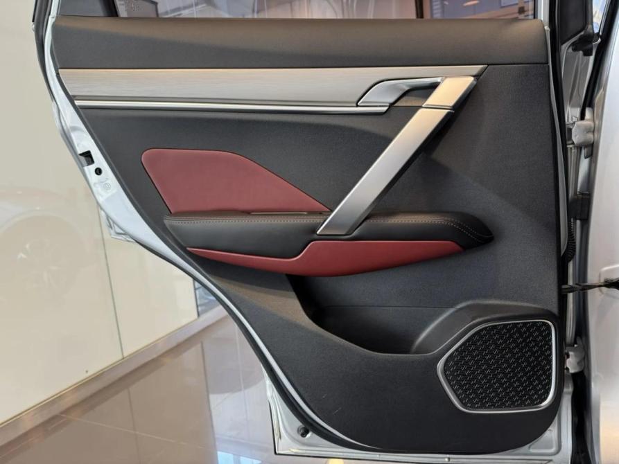 Geely Coolray I Подольск  - изображение 13