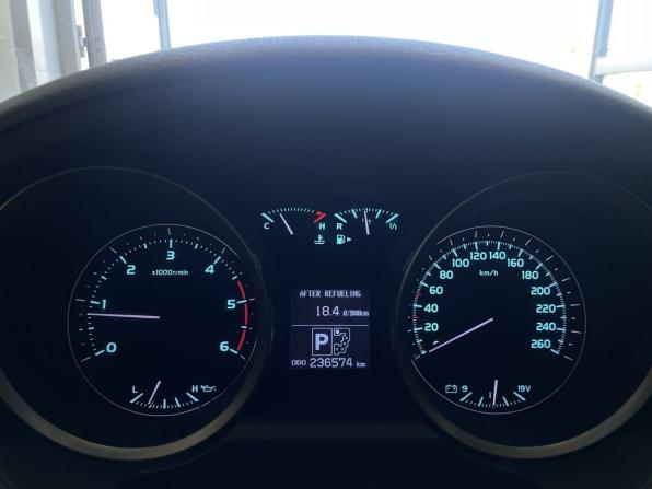 Toyota Land Cruiser 200 Series с пробегом 2010 года, цена 2 870 000 рублей, 236000 км, внедорожник, Автокод Объявления