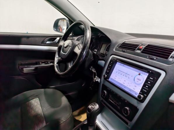 Skoda Octavia II (A5) Рестайлинг с пробегом 2011 года, цена 568 000 рублей, 399868 км, лифтбек, Автокод Объявления