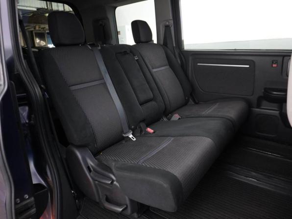 Honda Stepwgn V с пробегом 2016 года, цена 1 990 046 рублей, 69205 км, минивэн, Автокод Объявления