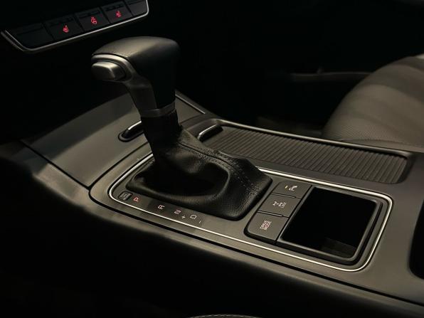 Kia Sorento III Prime Рестайлинг с пробегом 2019 года, цена 2 699 900 рублей, 139590 км, внедорожник, Автокод Объявления