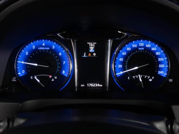 Toyota Camry VII (XV50) Рестайлинг с пробегом 2015 года, цена 1 799 000 рублей, 176234 км, седан, Автокод Объявления