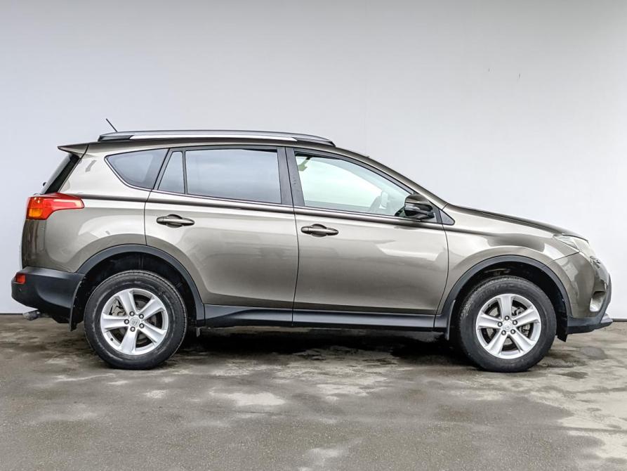 Toyota RAV4 IV (XA40) Москва  - изображение 4