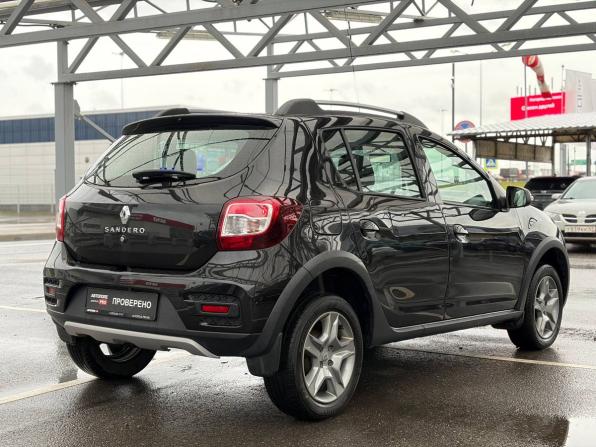 Renault Sandero II Рестайлинг с пробегом 2022 года, цена 1 095 000 рублей, 145000 км, хэтчбек, Автокод Объявления