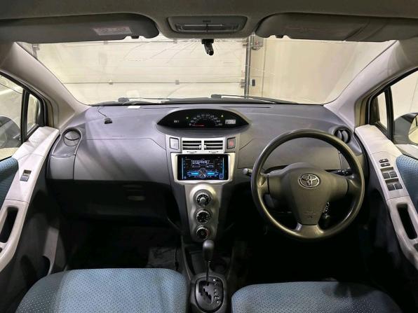 Toyota Vitz II (XP90) с пробегом 2005 года, цена 389 000 рублей, 218769 км, хэтчбек, Автокод Объявления