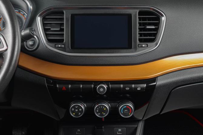 Lada (ВАЗ) Vesta I Рестайлинг (NG) с пробегом 2023 года, цена 1 259 000 рублей, 72934 км, седан, Автокод Объявления