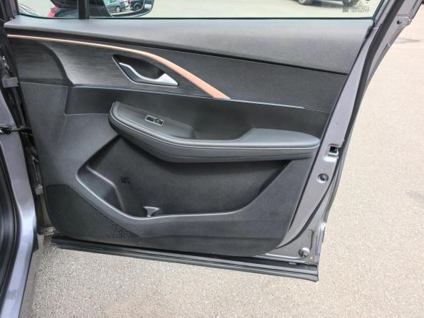 Omoda C5 I с пробегом 2023 года, цена 1 780 000 рублей, 17000 км, внедорожник, Автокод Объявления