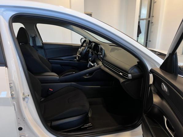 Hyundai Elantra VII (CN7) с пробегом 2020 года, цена 2 050 000 рублей, 107355 км, седан, Автокод Объявления