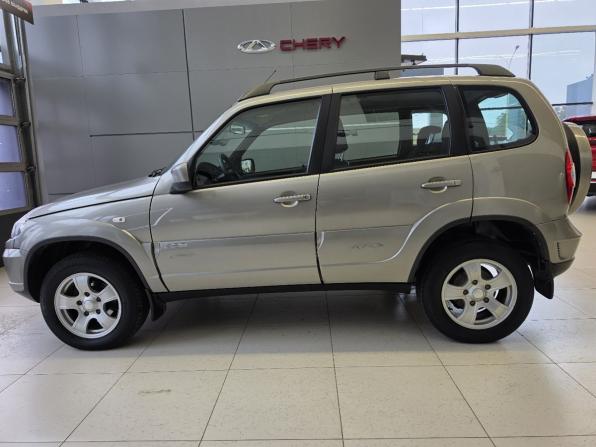 Chevrolet Niva I Рестайлинг с пробегом 2012 года, цена 519 000 рублей, 118485 км, внедорожник, Автокод Объявления