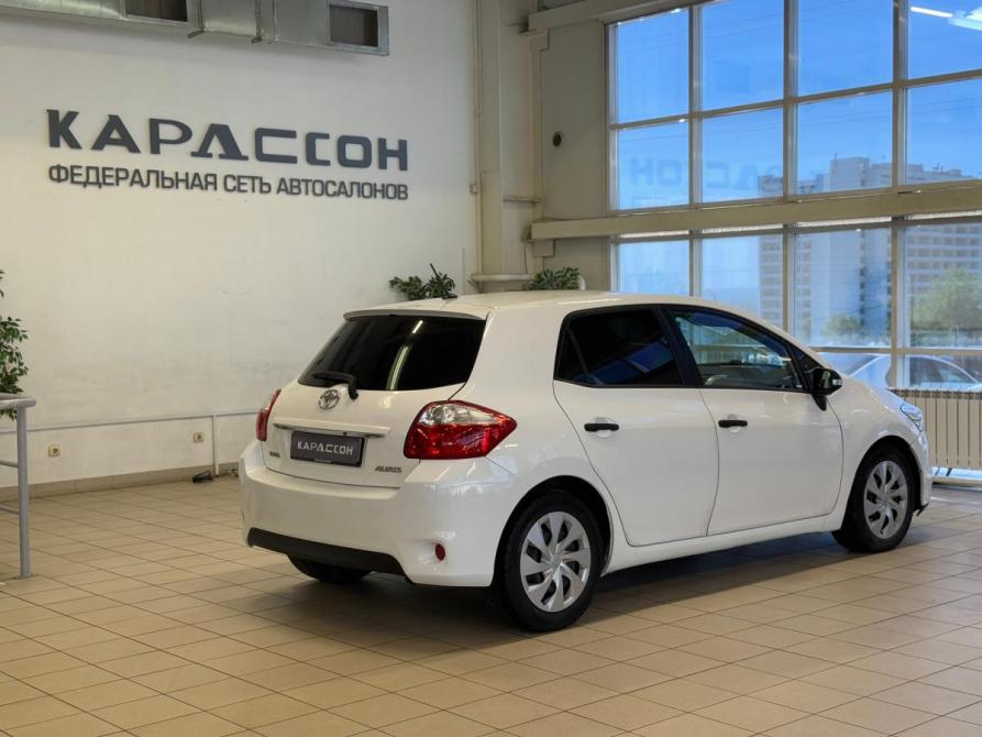 Toyota Auris I Рестайлинг Волгоград  - изображение 2