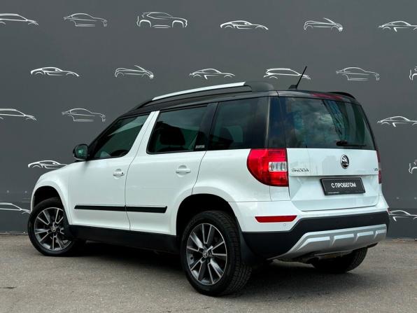 Skoda Yeti I Рестайлинг с пробегом 2017 года, цена 1 497 800 рублей, 113006 км, внедорожник, Автокод Объявления
