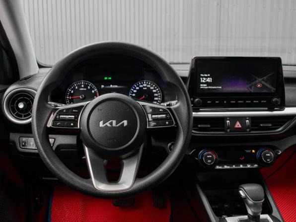 Kia K3 II Рестайлинг с пробегом 2021 года, цена 1 725 000 рублей, 113610 км, седан, Автокод Объявления