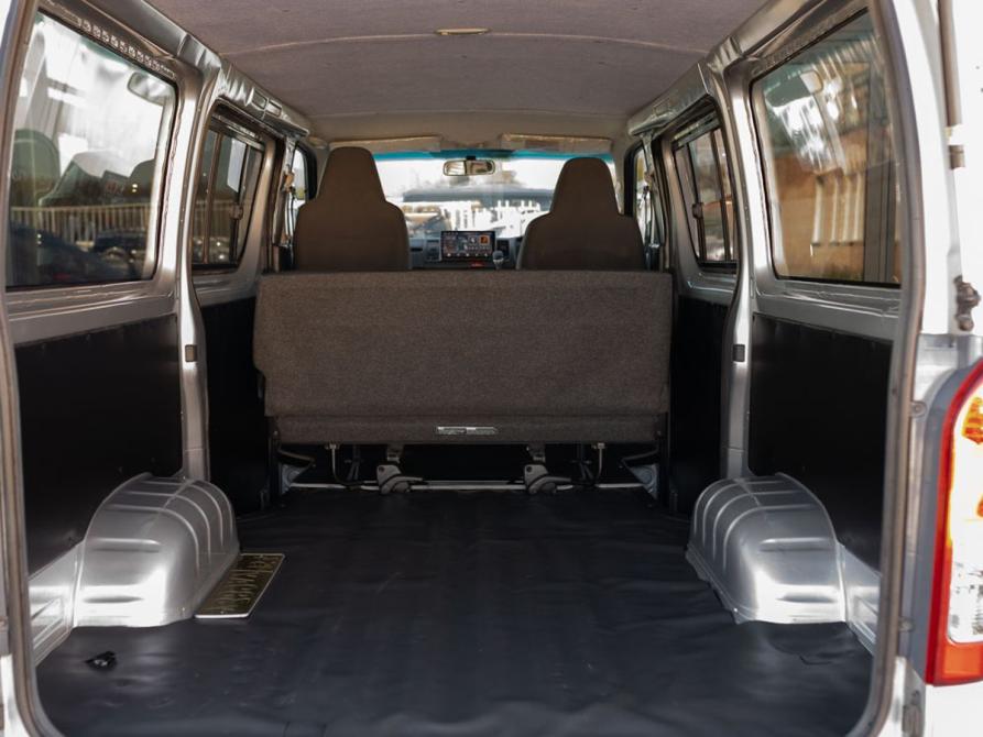 Toyota HiAce H200 Рестайлинг Новосибирск  - изображение 16