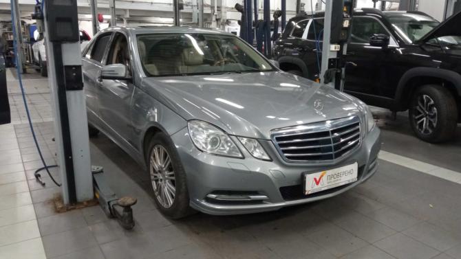 Mercedes-Benz E-Класс IV (W212 S212 C207) с пробегом 2011 года, цена 1 029 000 рублей, 372816 км, седан, Автокод Объявления