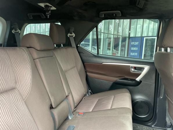 Toyota Fortuner II с пробегом 2019 года, цена 2 850 000 рублей, 45000 км, внедорожник, Автокод Объявления