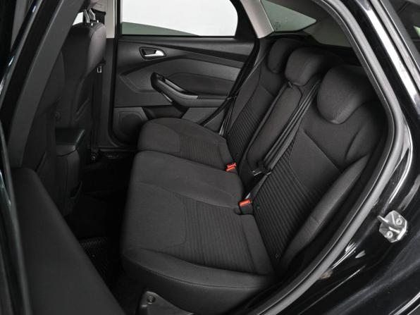 Ford Focus III Рестайлинг с пробегом 2018 года, цена 1 179 000 рублей, 213893 км, хэтчбек, Автокод Объявления
