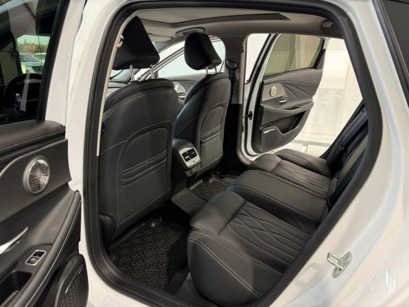 Chery Arrizo 8 с пробегом 2024 года, цена 2 270 000 рублей, 24006 км, седан, Автокод Объявления