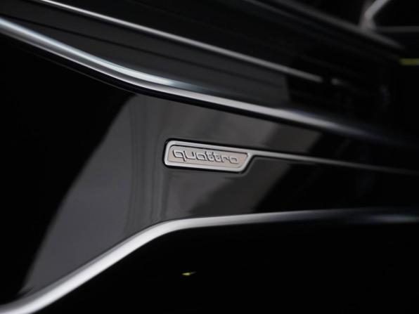 Audi A6 V (C8) с пробегом 2018 года, цена 3 549 036 рублей, 176589 км, седан, Автокод Объявления