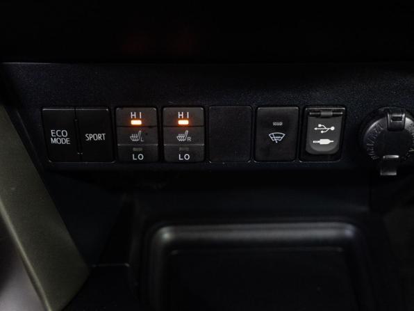Toyota RAV4 IV (XA40) с пробегом 2013 года, цена 1 875 000 рублей, 147073 км, внедорожник, Автокод Объявления