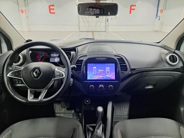 Renault Kaptur I Рестайлинг с пробегом 2021 года, цена 1 481 000 рублей, 45887 км, внедорожник, Автокод Объявления