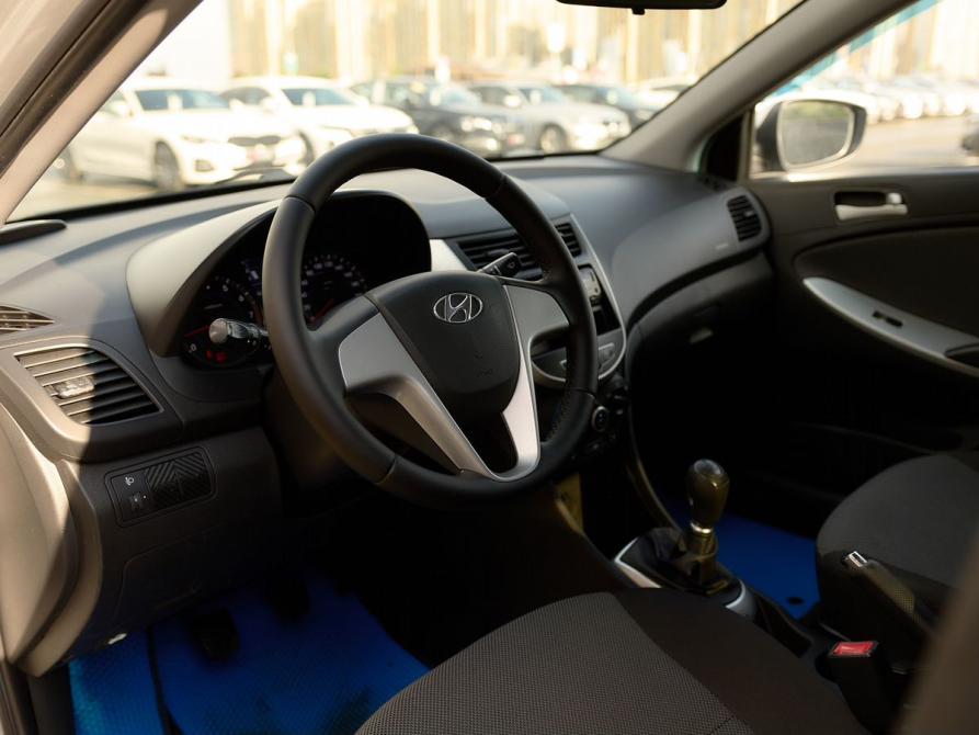 Hyundai Solaris I Казань  - изображение 5