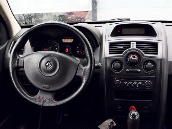 Renault Megane II Рестайлинг с пробегом 2006 года, цена 449 000 рублей, 330059 км, универсал, Автокод Объявления