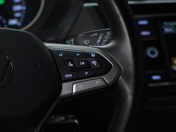 Volkswagen Tiguan II Рестайлинг с пробегом 2022 года, цена 2 649 444 рубля, 87482 км, внедорожник, Автокод Объявления