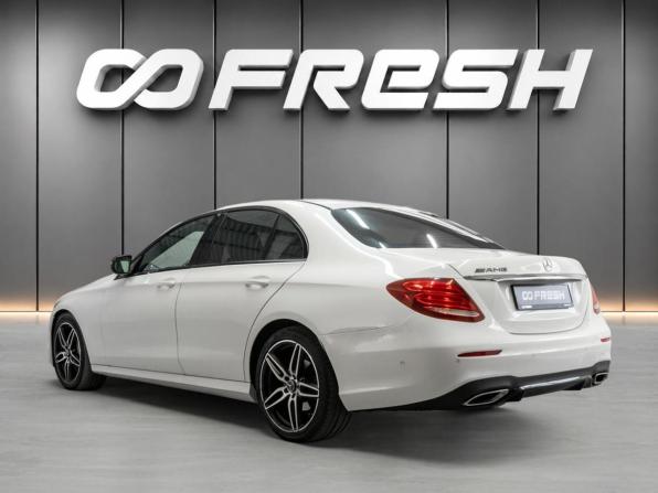 Mercedes-Benz E-Класс V (W213 S213 C238) с пробегом 2017 года, цена 2 495 000 рублей, 152643 км, седан, Автокод Объявления