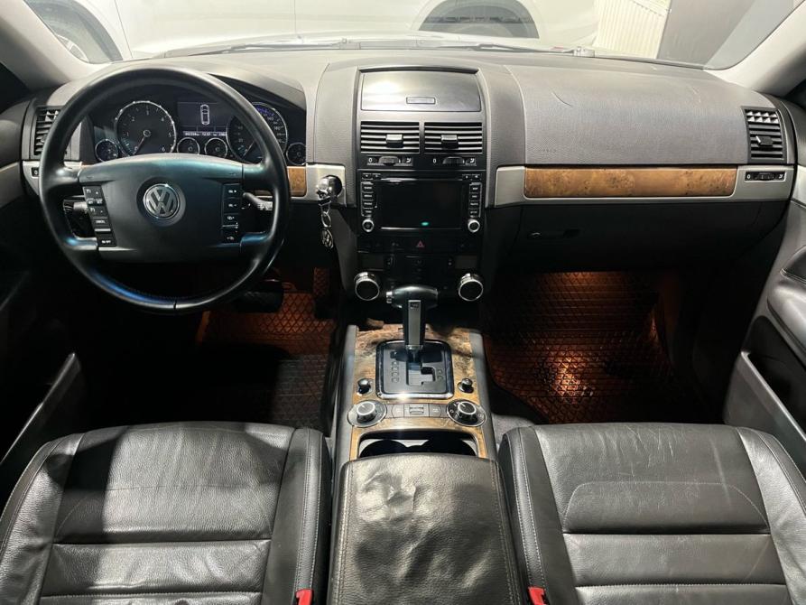 Volkswagen Touareg I Рестайлинг Пермь  - изображение 15
