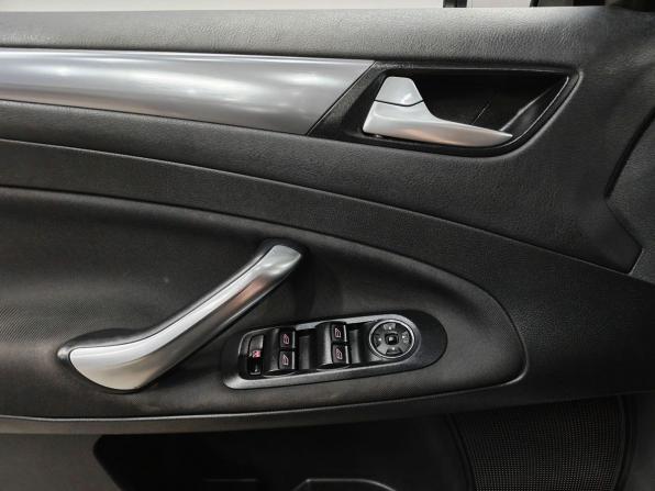 Ford Mondeo IV Рестайлинг с пробегом 2013 года, цена 728 000 рублей, 201598 км, седан, Автокод Объявления