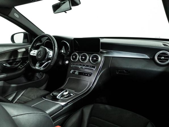Mercedes-Benz C-Класс IV (W205) Рестайлинг с пробегом 2018 года, цена 2 749 585 рублей, 70051 км, седан, Автокод Объявления