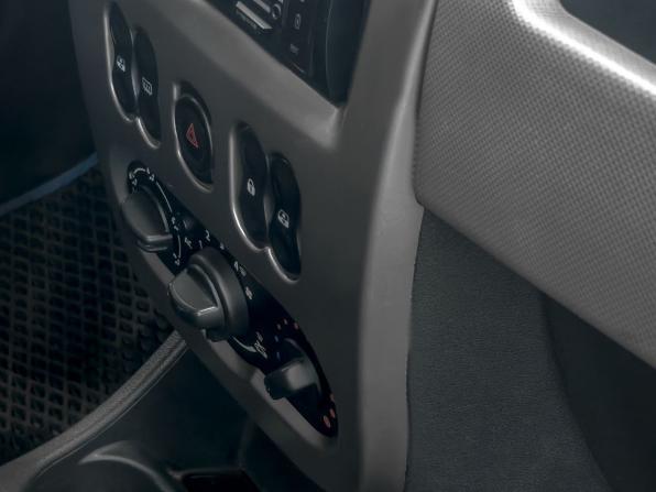 Renault Logan I Рестайлинг с пробегом 2012 года, цена 479 900 рублей, 180000 км, седан, Автокод Объявления