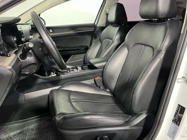 Kia K5 III с пробегом 2021 года, цена 2 163 000 рублей, 136494 км, седан, Автокод Объявления